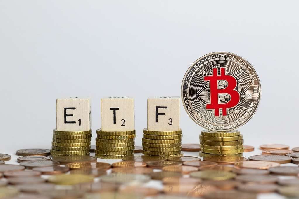Confirmación ETF Bitcoin aprobados.